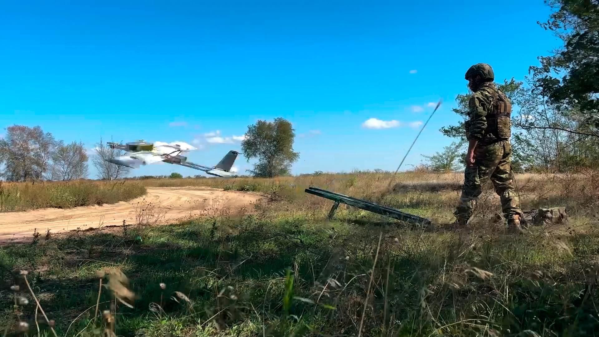 Drony, fenomen współczesnego pola walki...