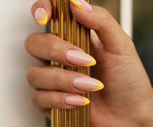 Oto najmodniejsze paznokcie tego lata według AI. Którą opcję wybierzesz? 
