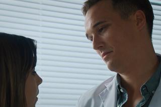 M jak miłość, odcinek 1696: Aneta (Ilona Janyst), Olek (Maurycy Popiel)