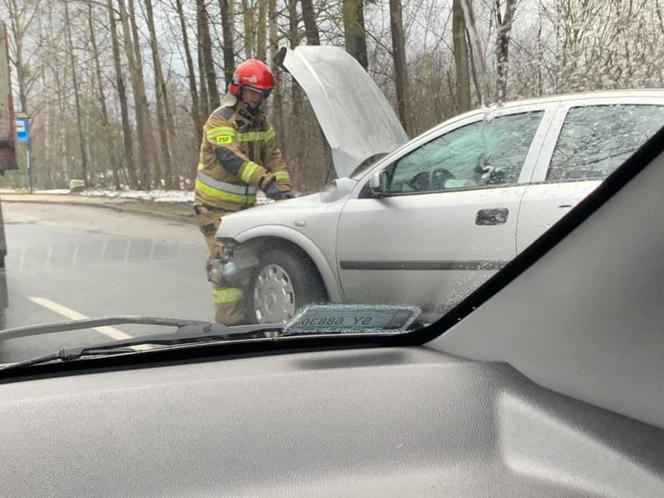 Wypadek na ul. Nałkowskiej na granicy Bytomia i Radzionkowa