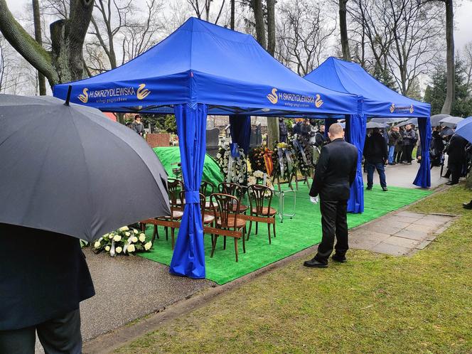 Pogrzeb znanego łódzkiego dziennikarza. Pochowano Piotra Wesołowskiego