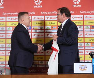 Tajemnicze słowa Cezarego Kuleszy o kontrakcie Jana Urbana! Prezes PZPN zwrócił na to uwagę