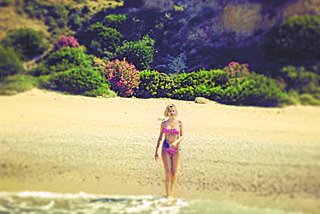 Zabrała rodziców do Grecji