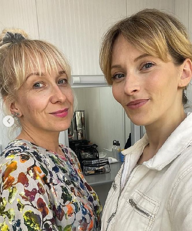 Barwy szczęścia. Małgorzata Tarnowska (charakteryzatorka), Anna Mrozowska (Renata)