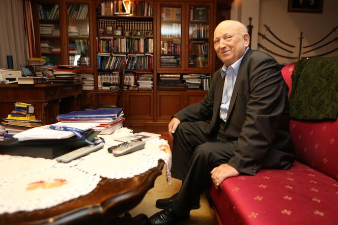 Tu spoczywa Józef Oleksy 