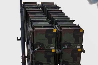 NATO reaguje na irański pocisk. Sojusz zwiększa gotowość obrony przeciwrakietowej