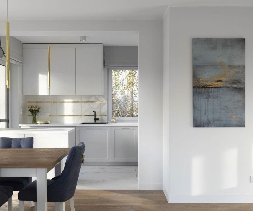 Mieszkanie w stylu glamour w Borach Tucholskich. Zdjęcia