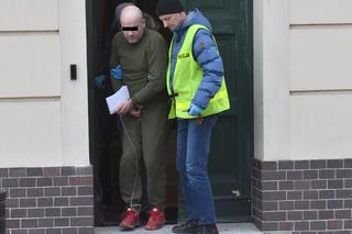 Tragedia w Ostródzie. Mąż poderżnął nożem żonie gardło, bo ta zagroziła rozwodem. 