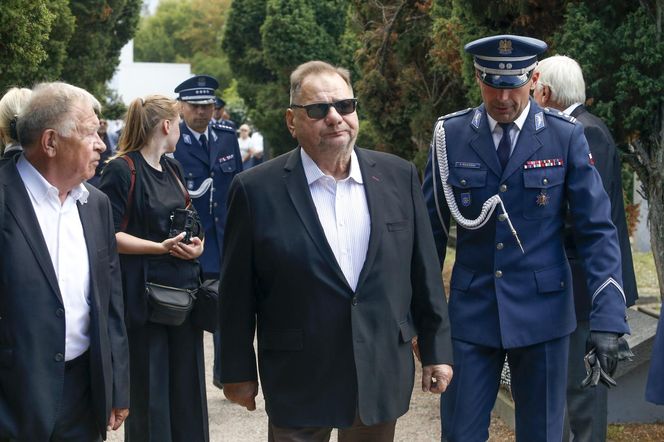 Ostatnie pożegnanie Jerzego Dziewulskiego. Wzruszające sceny na pogrzebie