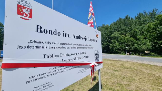 Rondo w Grzybnie otrzymało imię Andrzeja Leppera