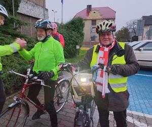 Z Leszna wystartował rajd rowerowy Biało-Czerwono Zakręceni