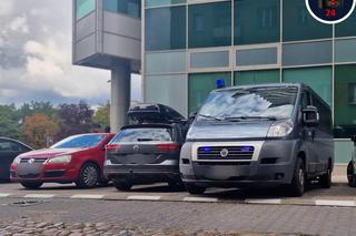 Pościg w centrum Warszawy. Uzbek zwiewał policji czerwonym volkswagenem