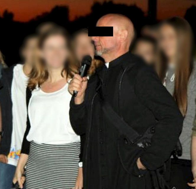 Ksiądz podejrzany o molestowanie nastolatek zatrzymany w Anglii