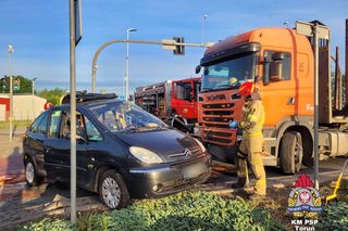 Wypadek na skrzyżowaniu Chrobrego z Trasą Prezydenta Władysława Raczkiewicza w Toruniu