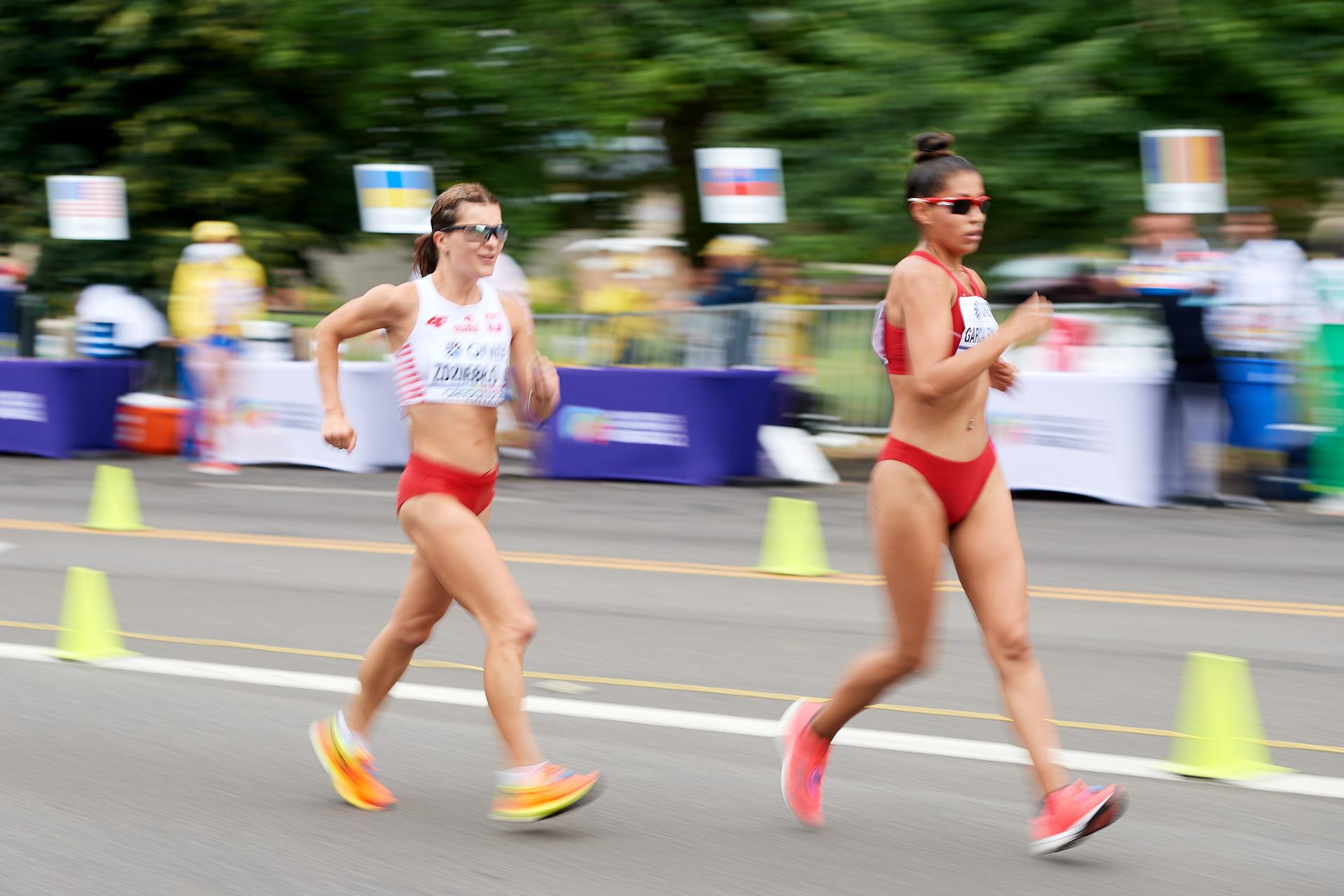 Récord mundial femenino caminante femenino.  Los competidores de Katarzyna Zdziebło huyen