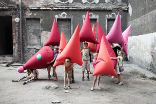 Iza Rutkowska: 10 lat pracy. 100 osób. 7-metrowy jeż. Jak współprojektować architekturę wspólnego podwórka – i nie zwariować?