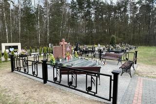 Tak teraz wygląda grób Krzysztofa Krawczyka. Pojawiło się ogrodzenie