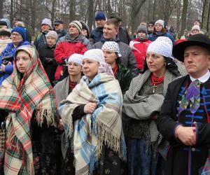 Misterium Męki Pańskiej na kalwaryjskim wzgórzu w Piekarach Śląskich