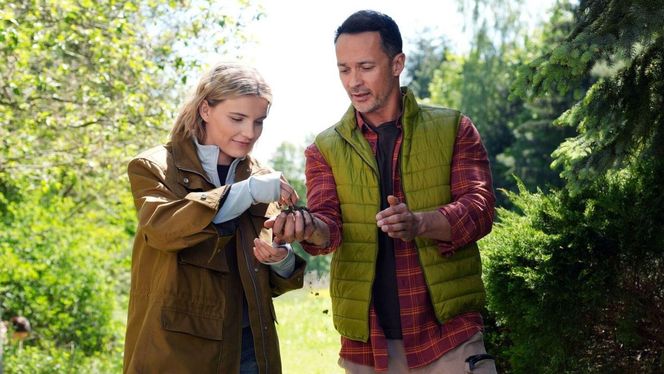 Barwy szczęścia, odcinek 3253: Janka wykorzysta nieobecność Kasi! Umówi się z Mariuszem na kolację - ZDJĘCIA