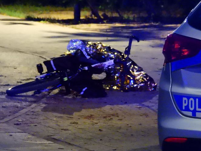 Zderzenie rowerzystów na Saskiej Kępie. 48-latka w ciężkim stanie