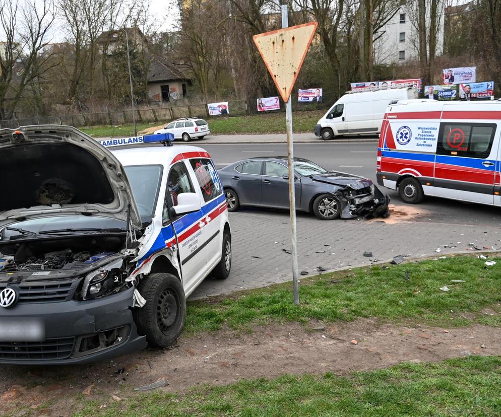 Wypadek karetki w Szczecinie