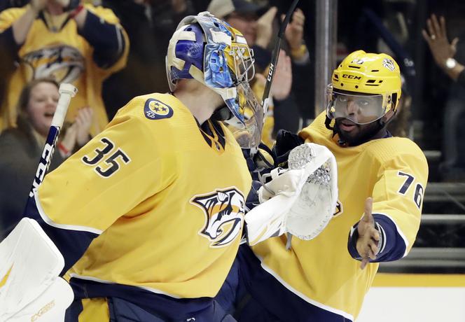 Upuścił kijek dla tej pupy