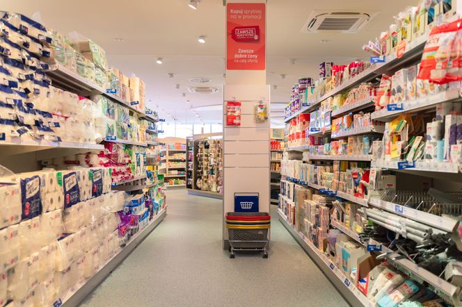 Konkurent Rossmanna otwiera kolejny sklep w Warszawie. Drogeria DM