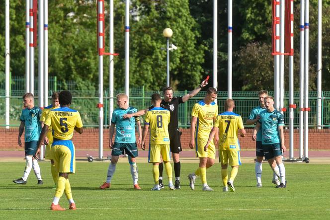 FAF Elana Toruń - Tłuchovia Tłuchowo 4:0, "Żółto-Niebiescy" wciąż na fali