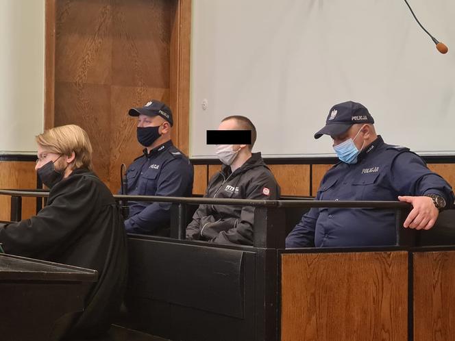 Dostawca pieczywa skatowany na śmierć bejsbolem w Jaworniku Polskim. Sąd skazał Adama Sz. na dożywocie [ZDJĘCIA]