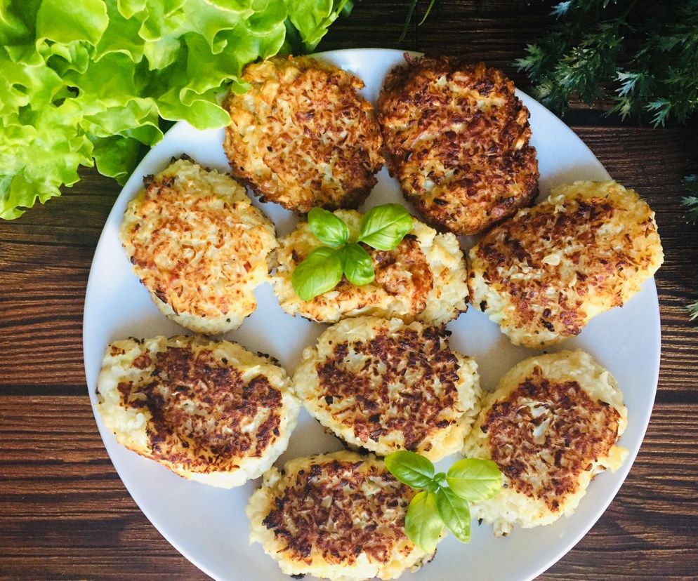Kotlety z kapusty - proste danie na bezmięsny obiad. Zdrowsze i lżejsze od tradycyjnych mielonych