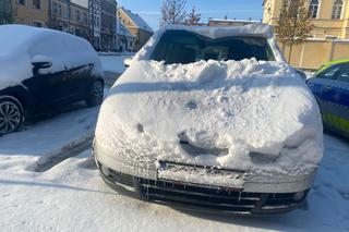 Jechała samochodem-igloo. Nietypowy powód policyjnej kontroli w Krobi