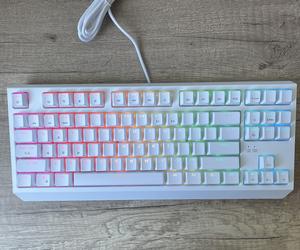 Genesis Thor 230 TKL