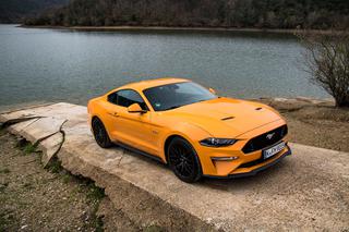 Ford Mustang GT 5.0 V8 Fastback lifting 2018