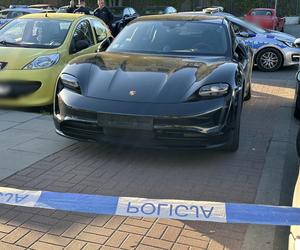 Pijany jak bela ukradł luksusowe porsche i uciekał nim przez pół miasta! Wydmuchał 4 promile!