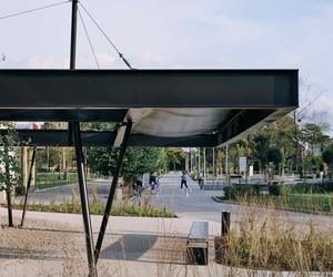 Stalowy pawilon na placu Handlowym w Gorzycach