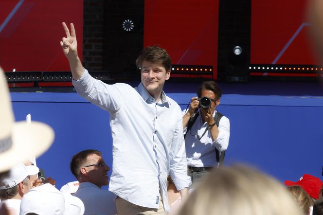 Podsumowali kampanię Nawrockiego. Kaczyński zachwycony rodziną prezydenta elekta