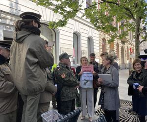Wielki protest pod urzędem miasta w Łodzi. Broń lasów Lublinka