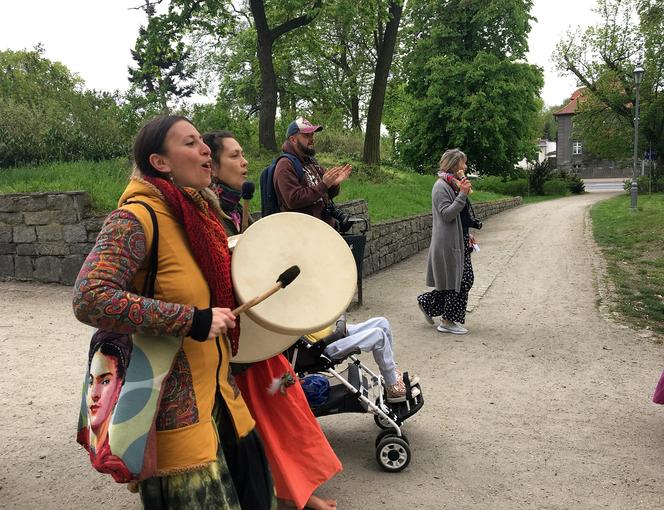 Happening "Boso przez Grudziądz"