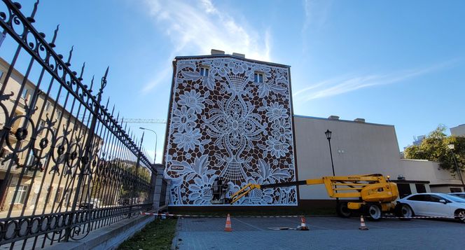 Nowy mural na ulicy Włókienniczej w Łodzi