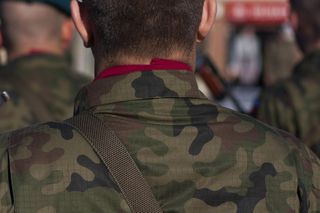 Kanadyjski żołnierz ranny podczas ćwiczeń na poligonie