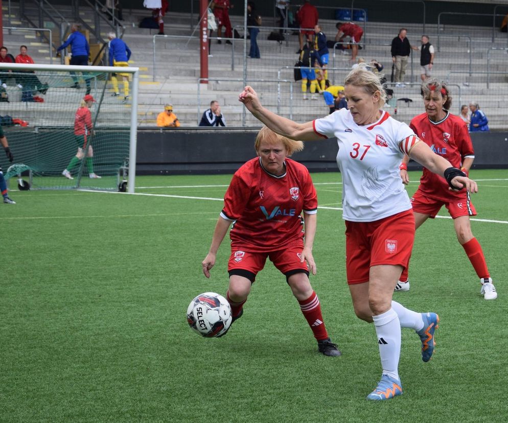 Nie tylko nordic walking i basen. Walking futbol to idealny sport dla seniorów i seniorek 