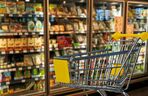 Warzywa i owoce z Polski taniej w Auchan. Promocje od 03.07 nawet do 50%!