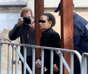 Matka Madzi zajada się kotletami z mortadeli