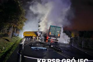 Horror pod Grójcem. Ciężarówki stanęły w ogniu, kierowcy spłonęli żywcem