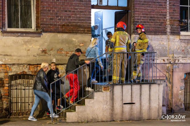 Pożar pustostanu w Chorzowie. 31-letni sprawca podpalenia usłyszał zarzuty