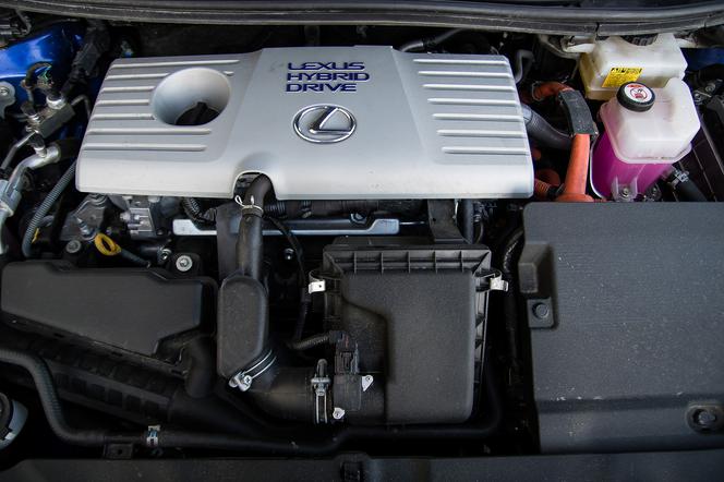 Lexus CT 200h F Sport 1.8 Hybrid 136 KM