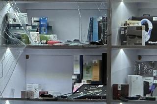 Zuchwały napad na lombard w Warszawie! Zniknęło złoto i kosztowności