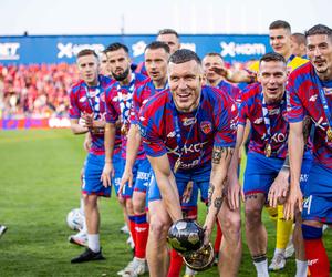 Wielka zmiana przed startem polskich klubów w europejskich pucharach! Raków, Legia, Lech i Pogoń muszą się dostosować, klamka zapadła