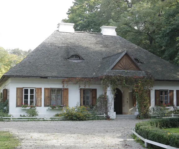 Dworek Lucy z Rancza istnieje naprawdę. Wspaniałe miejsce