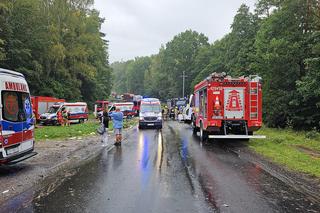 Wypadek w pobliżu Konotopu  - autobus z tirem 